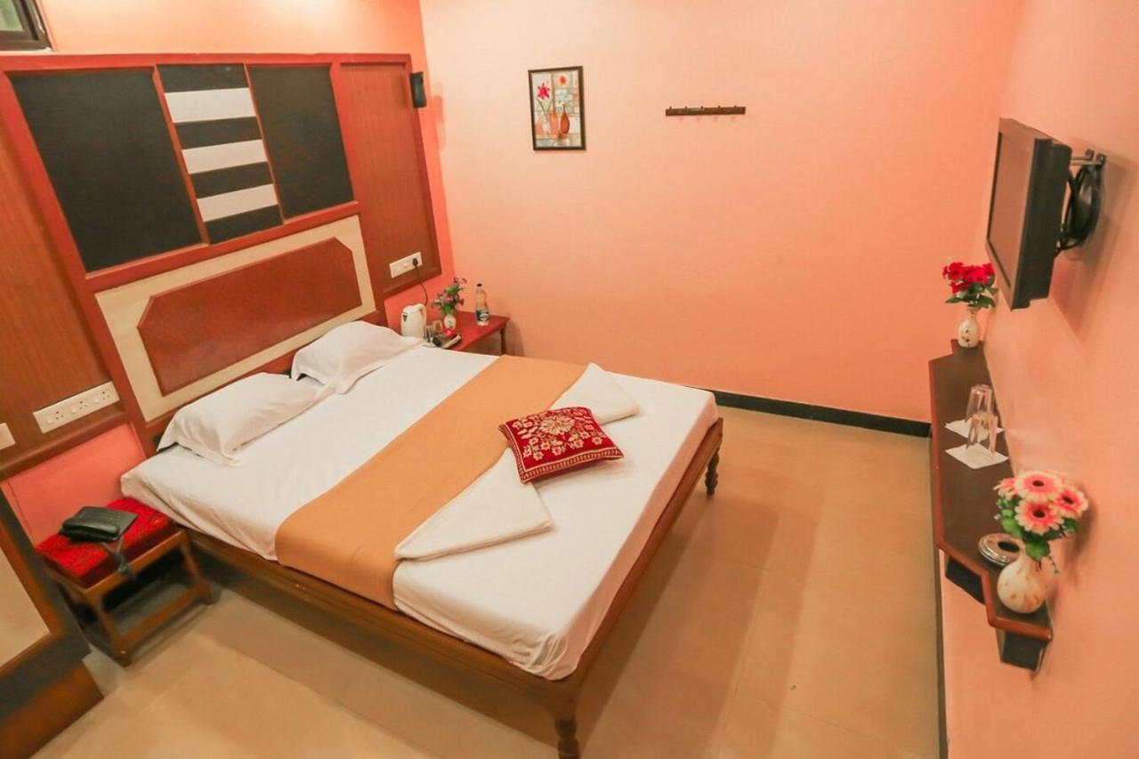 Gnana Srm Residecny Otel Pondicherry Dış mekan fotoğraf